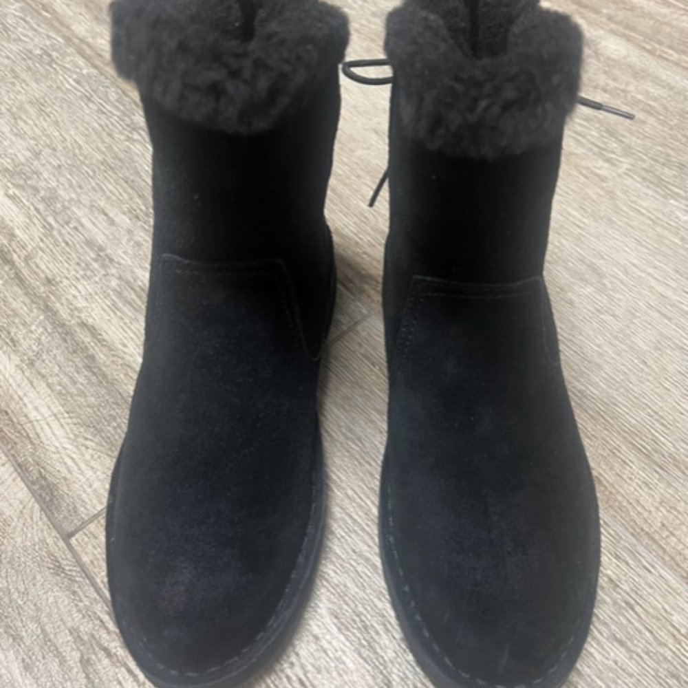 UGG Naiyah Black Boots Women’s With Box Size 7  Unworn